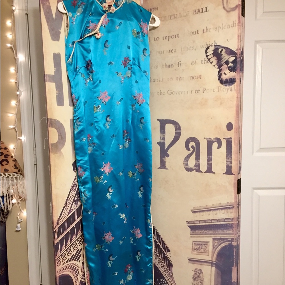 ✨Vintage✨ 100% silk dress